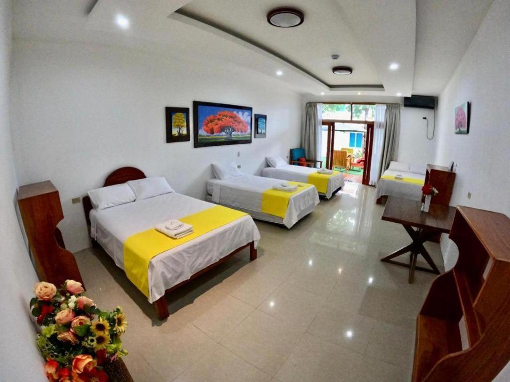 Galapagos Isabela Hotel Loja Puerto Villamil Dış mekan fotoğraf